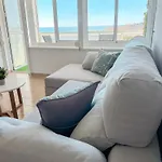 Apartment Modern & Bright With Balcony