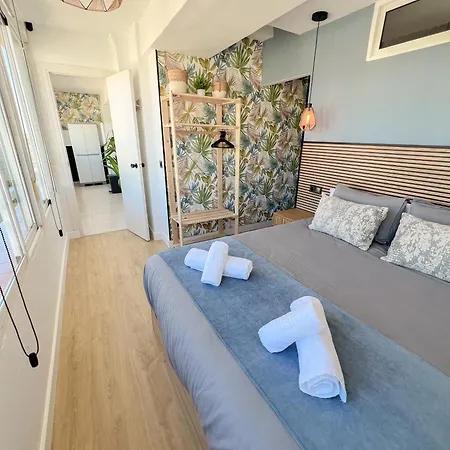 Modern & Bright With Balcony 아파트 토레몰리노스